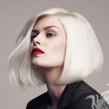 Блондинка на аватар з зачіскою каре