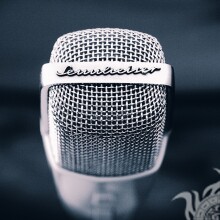 Мікрофон з логотипом на аватарку