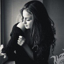 Black and white icon for brunette