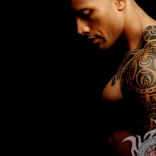 Avatar de tatuaje de hombro para novio