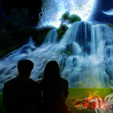 Сказочный пейзаж ночное небо костёр и парень с девушкой на аккаунт