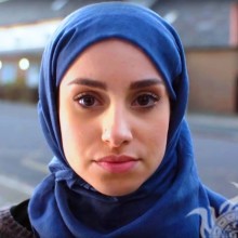 Retrato de mujer musulmana para portada de avatar