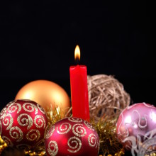 Avatar com decorações de Natal e velas