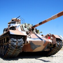 Téléchargement gratuit d'une photo d'un tank sur un avatar pour un mec