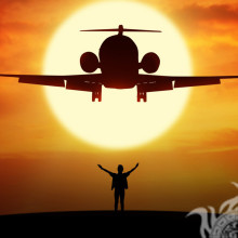 Самолет человек солнце горизонт фото