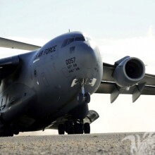 Download gratuito de foto para avatar de um avião militar americano de carga para um cara