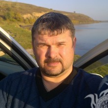 Foto de um homem comum com barba em um avatar