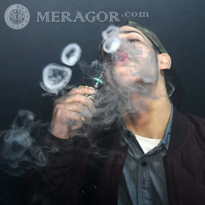 Smoke rings photo for icon Smokers In a cap Boys Guys
