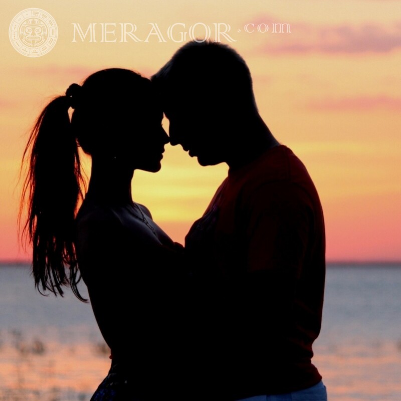 Silhouettes of a guy with a girl love avatar download photo Boy with girl Love Silhouette