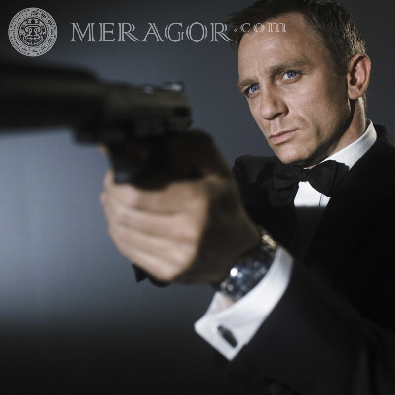James Bond download on avatar From films For VK With weapon