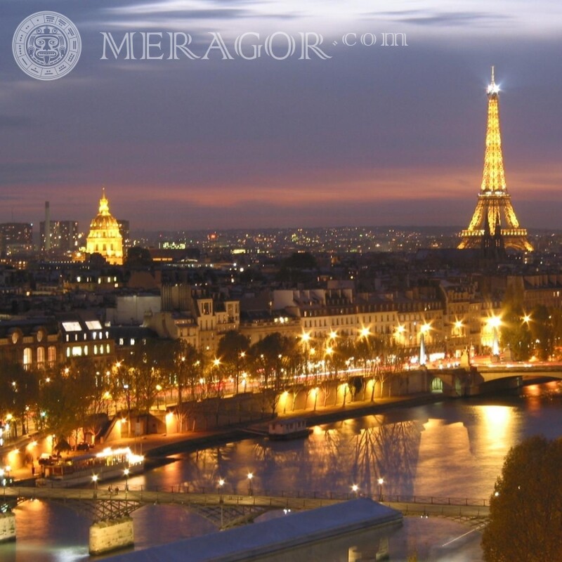 Lichter von Paris bei Nacht Foto auf Ihrem Profilbild Gebäude