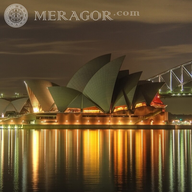 Оперний театр в Сіднеї в нічних вогнях на аватарку Будівлі