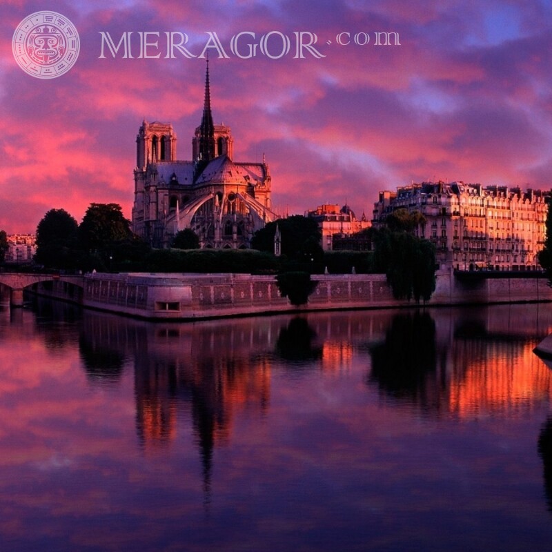 Arquitectura urbana al atardecer en tu foto de perfil Edificios