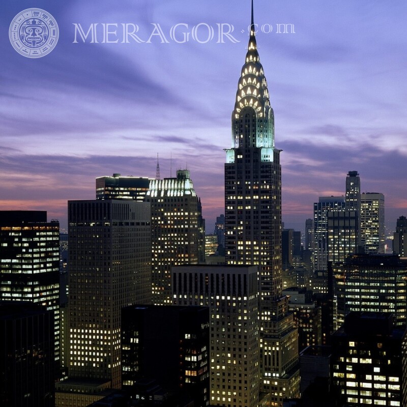 Luces de rascacielos nocturnos en tu foto de perfil Edificios