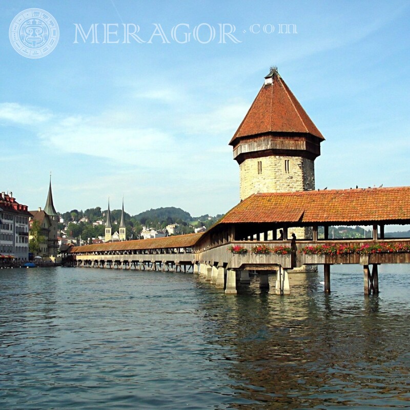 Covered bridge in Venice on your profile picture Buildings