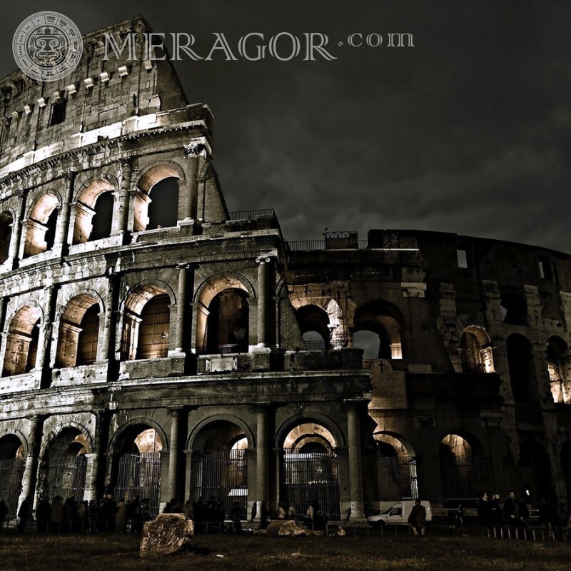 Coliseo en Italia foto de perfil Edificios