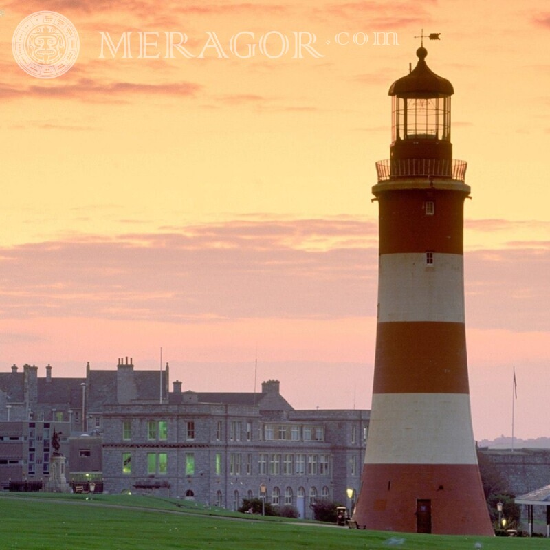 Photo of the lighthouse on the profile picture for the cover Buildings