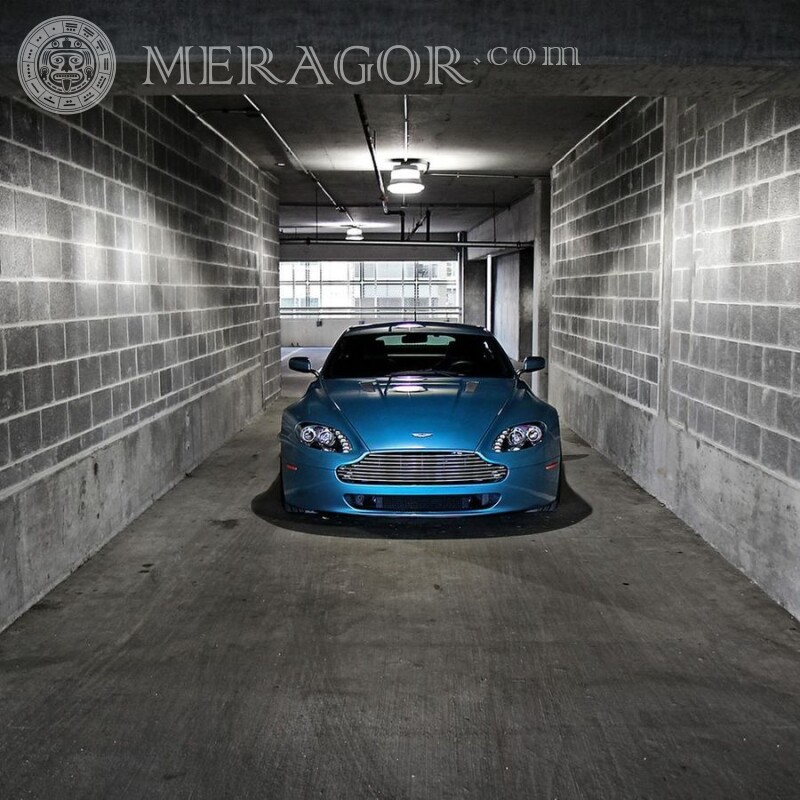 Descarga del coche Aston Martin en el avatar de YouTube Autos Azules Transporte