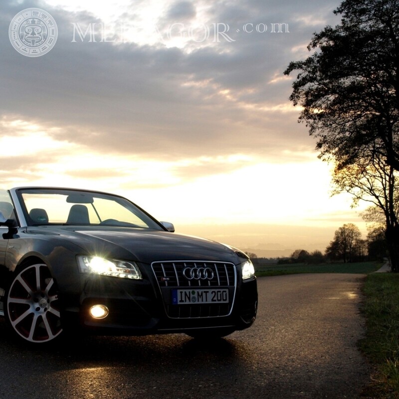 Descarga de la foto de portada del perfil de Audi Autos Transporte