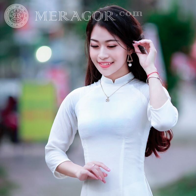 Красивая китайская девушка для аватара Азиаты Девушки Лица, портреты