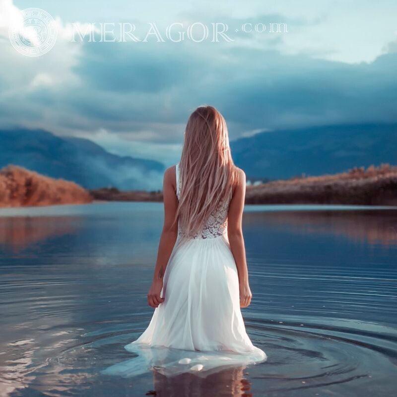 Icon for VK blonde backs On the sea Without face Blondes In dress