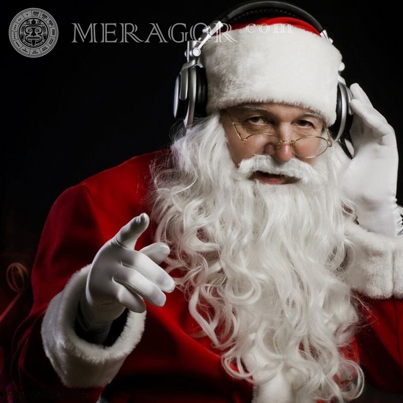 Papai Noel engraçado no avatar Papai noel Em fones de ouvido Feriados