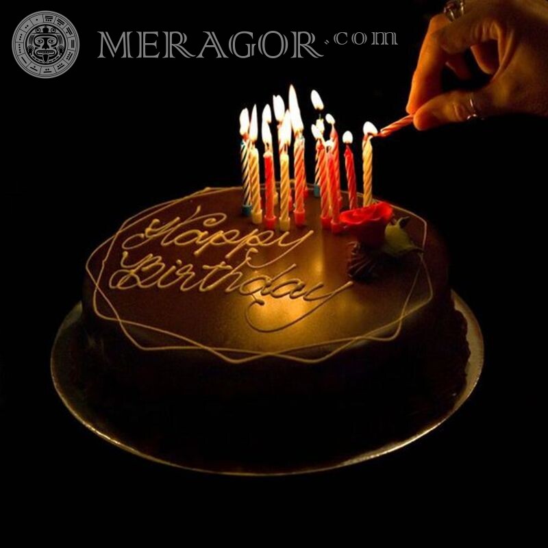 Avatar de gâteau d'anniversaire avec bougies Fêtes