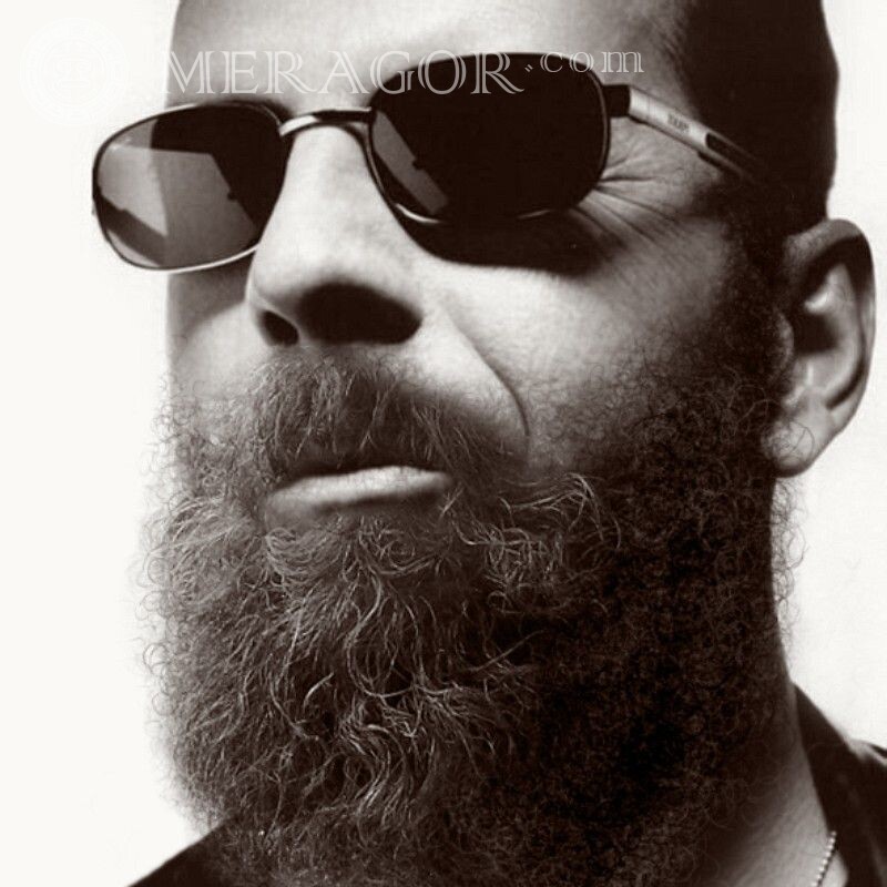 Bruce Willis com imagem de avatar de barba Em óculos de sol Todas as faces Rostos de homens