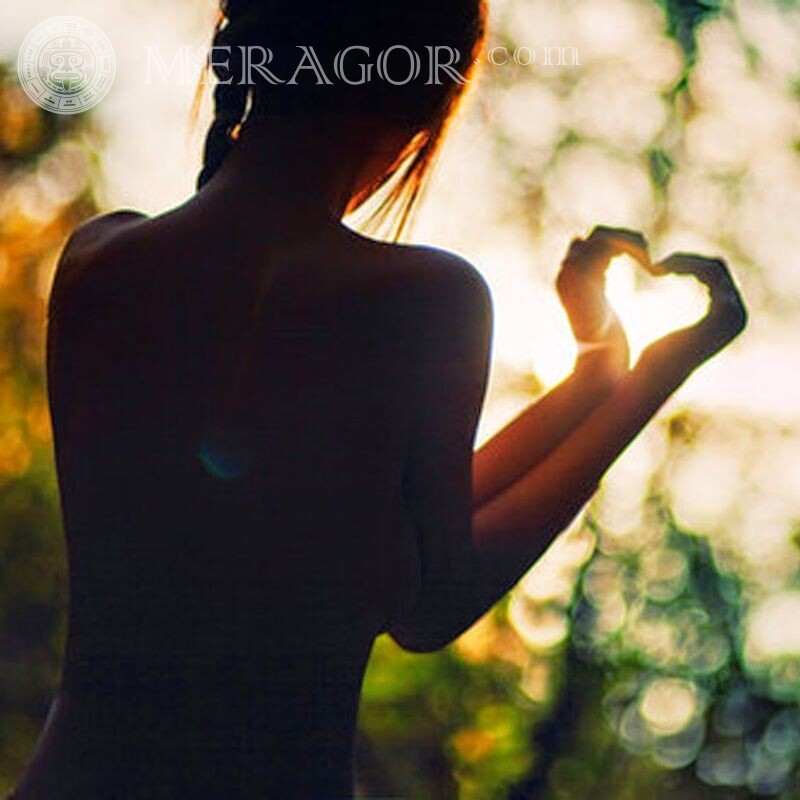 Silhouette eines Mädchens von der Rückseite der Avatar über die Liebe Liebe Silhouette Von hinten