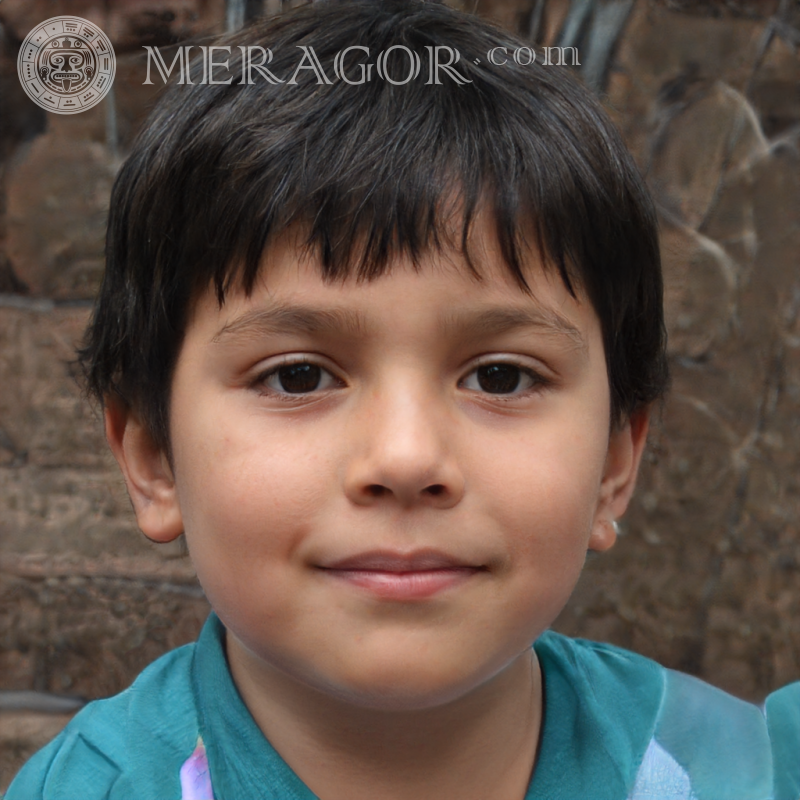Photo un garçon avec une coupe courte pour Twitter Visages de garçons Infantiles Jeunes garçons Visages, portraits