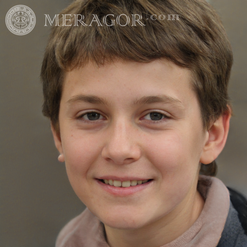 Foto de um menino em um fundo cinza para um perfil de 50 x 50 pixels Rostos de meninos Infantis Meninos jovens Pessoa, retratos