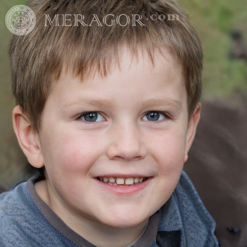 Foto eines Jungen für TikTok 800 x 800 Pixel Gesichter von Jungen Kindliche Jungen Gesichter, Porträts