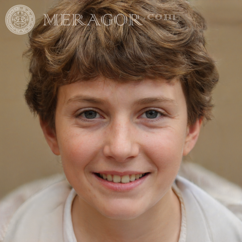 Foto eines Jungen mit flauschiger Frisur für TikTok Gesichter von Jungen Kindliche Jungen Gesichter, Porträts