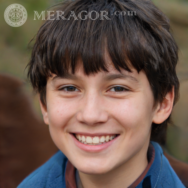 Foto eines Jungen mit dunklen Haaren für TikTok Gesichter von Jungen Kindliche Jungen Gesichter, Porträts