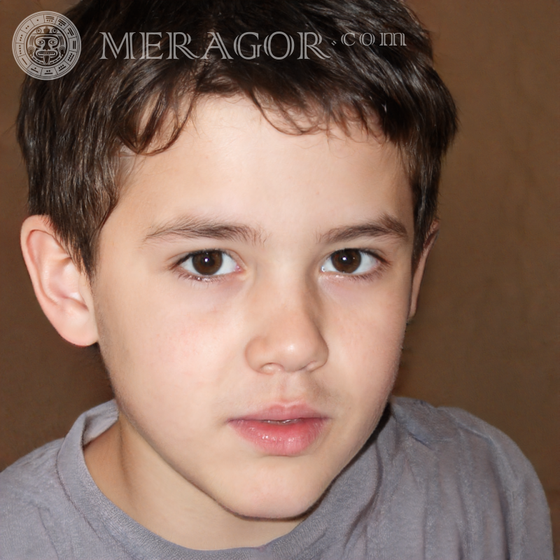 Kostenloses Jungengesichtsfoto für TikTok Gesichter von Jungen Kindliche Jungen Gesichter, Porträts