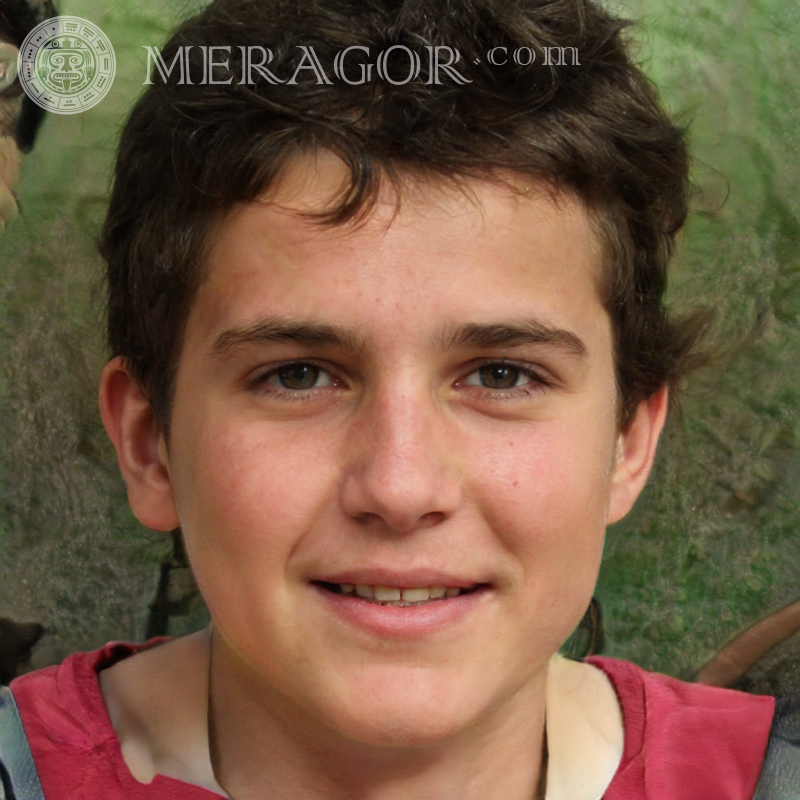 Foto eines Jungen in der Natur Gesichter von Jungen Kindliche Jungen Gesichter, Porträts