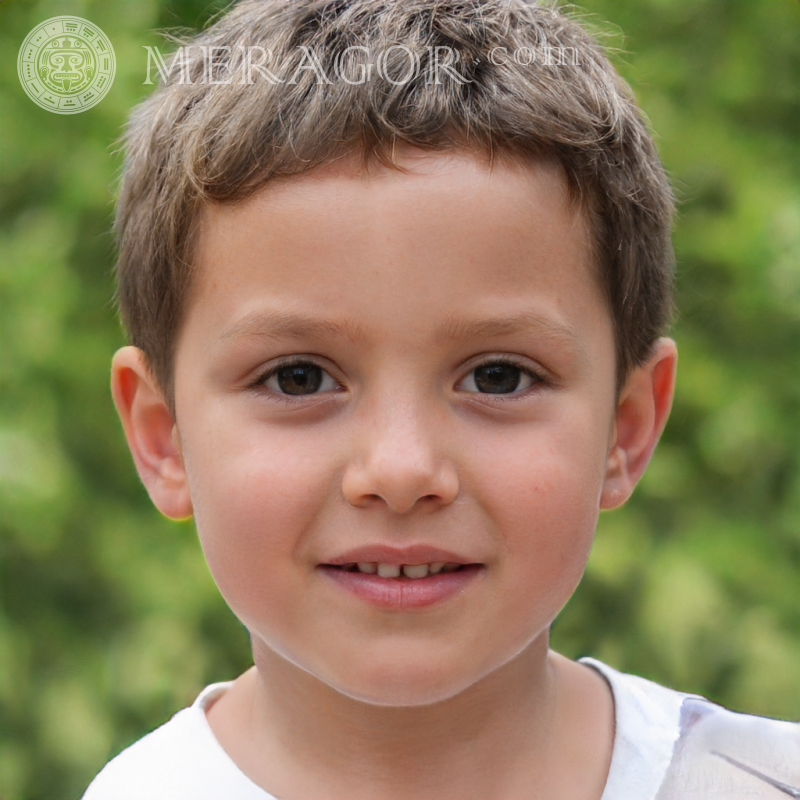 Photo of a little boy with short hair | 0 Faces of boys Babies Young boys Faces, portraits