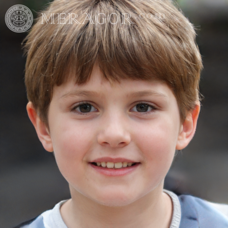 Foto eines kleinen braunhaarigen Jungen für Instagram Gesichter von Jungen Kindliche Jungen Gesichter, Porträts