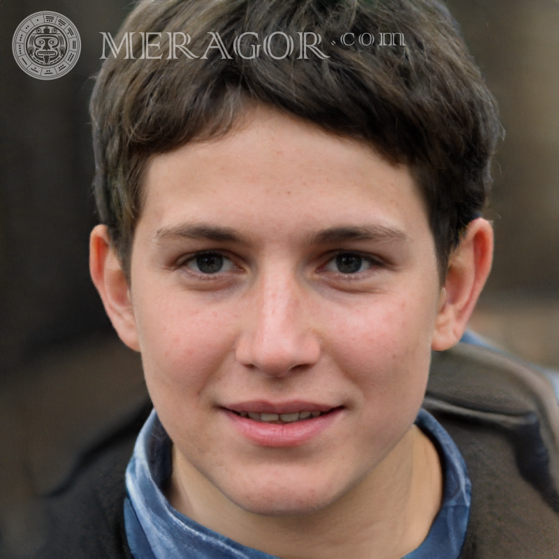 Foto eines fröhlichen Jungen zur Registrierungsseite Gesichter von Jungen Kindliche Jungen Gesichter, Porträts