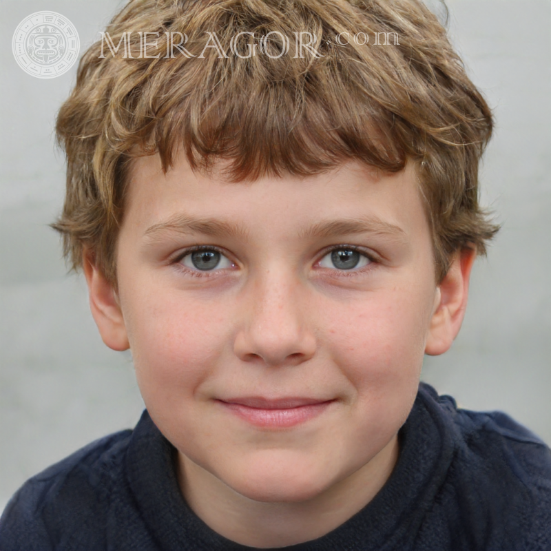 Foto de um menino alegre para TikTok Rostos de meninos Infantis Meninos jovens Pessoa, retratos