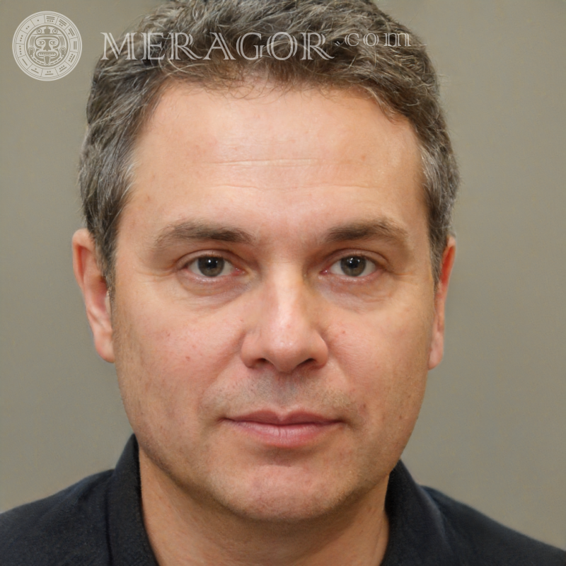 Foto de un hombre de 44 años Rostros de hombres Europeos Rusos Caras, retratos
