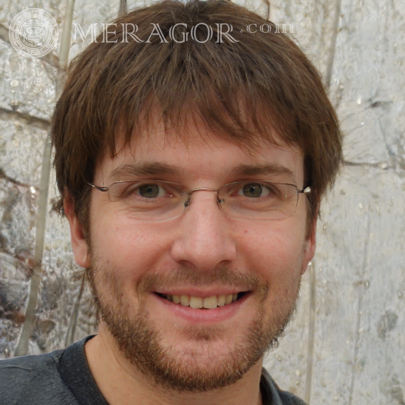 Foto de perfil de un hombre de 33 años Rostros de hombres Europeos Rusos Caras, retratos