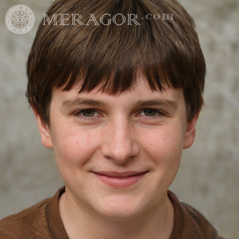 Лицо милого мальчика с темными волосами для обложки Лица мальчиков Европейцы Русские Украинцы