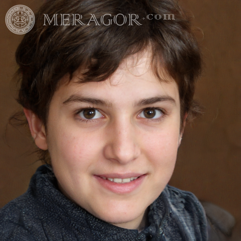 Faux visage de garçon intelligent pour profil Visages, portraits Européens Russes Ukrainiens