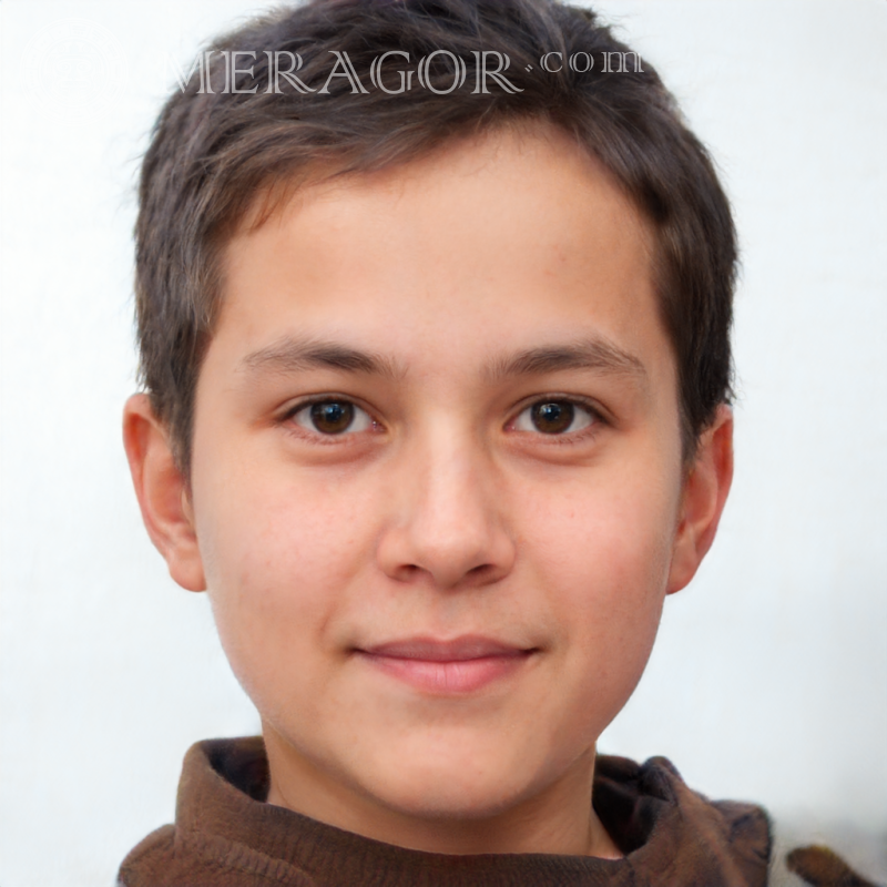Faux visage de garçon de coiffure courte pour Pinterest Visages, portraits Far Cry Européens Russes