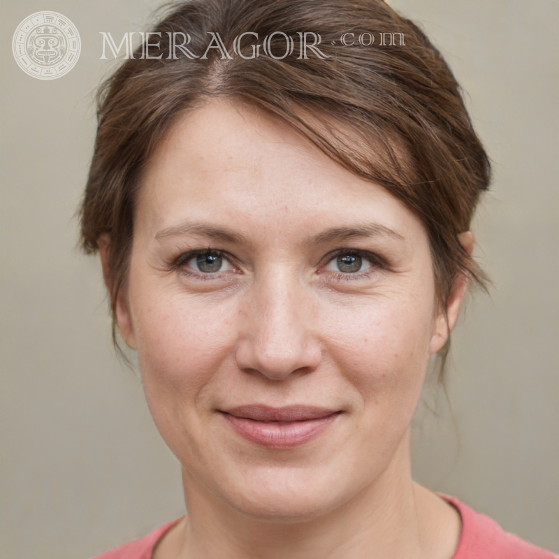 Photo de jeune femme sur des documents Visages de femmes Européens Russes Visages, portraits