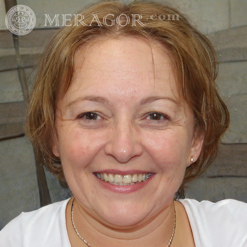Mujer de 58 años Rostros de mujeres Europeos Rusos Caras, retratos