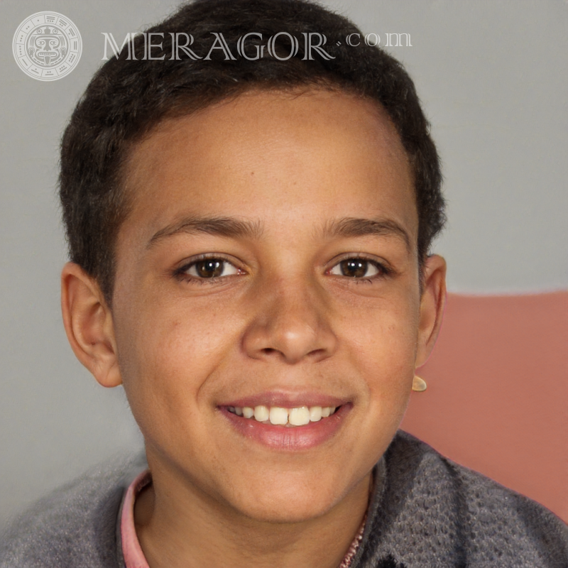 Fröhliches Junge-Foto für Flickr herunterladen Gesichter von Jungen Schwarze Kindliche Jungen