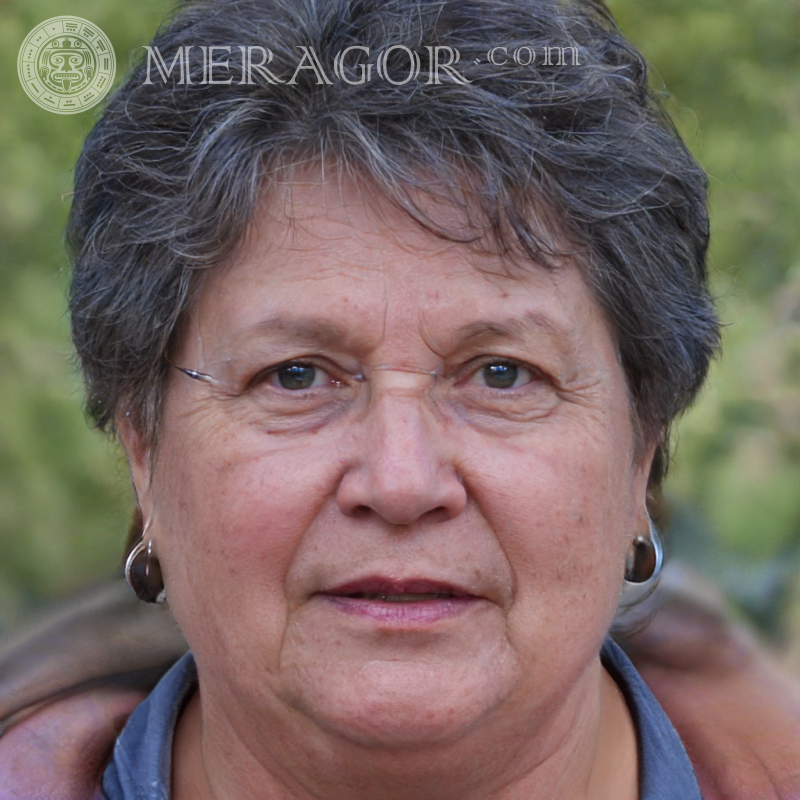 Das Gesicht der Großmutter auf dem Avatar von 67 Jahren Gesichter von Großmüttern Europäer Russen Gesichter, Porträts