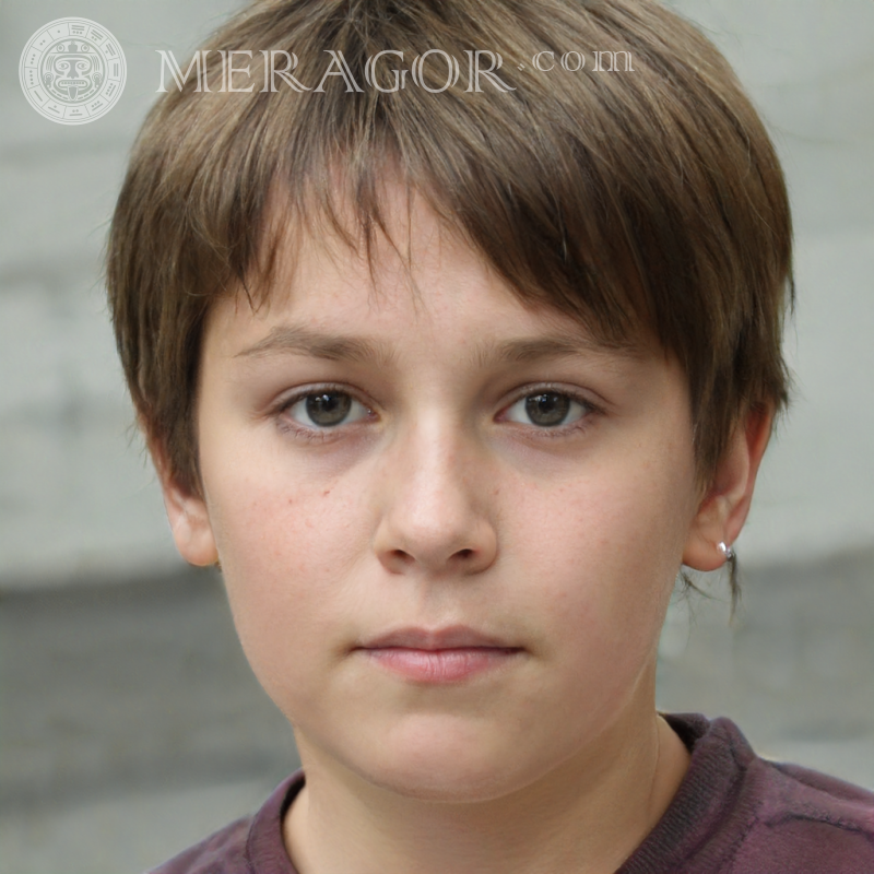 Завантажити портрет похмурого маленького хлопчика для WhatsApp Особи хлопчиків Європейці Російські Українці